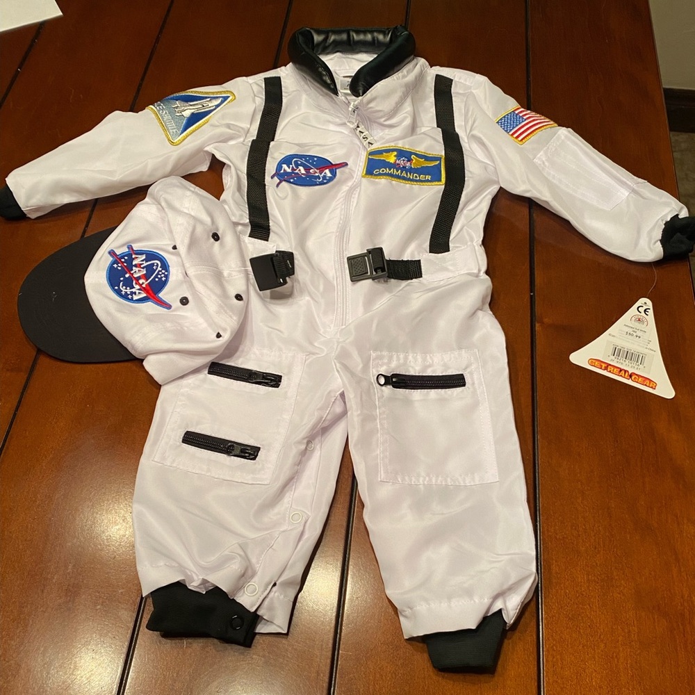 NASA astronaut costume with hat